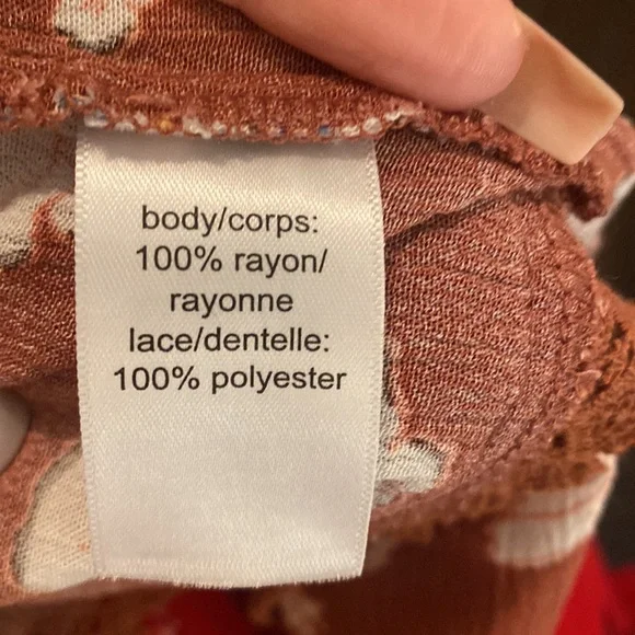 Maurices Dark Mauve Floral Kimono with Lace and Cutout Details [Size: XL] - Picture 6 of 6